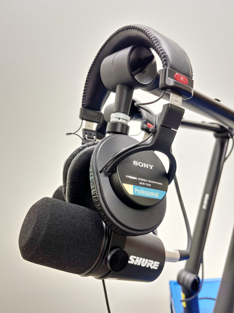 Shure microphone with headphones